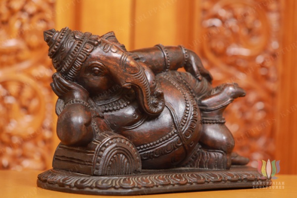 Wooden Vasthu Vinayagar Statue