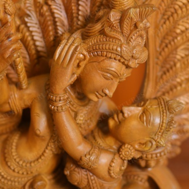 Wooden Ratha & Krishna dancing statue