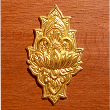 KSWPL41 – Lotus Brass wall panel 22″x11″ - Image 5