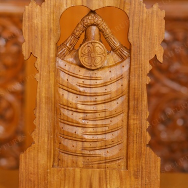 KSWV33 – Wooden VENKATACHALAPATHI 12″ - Image 7